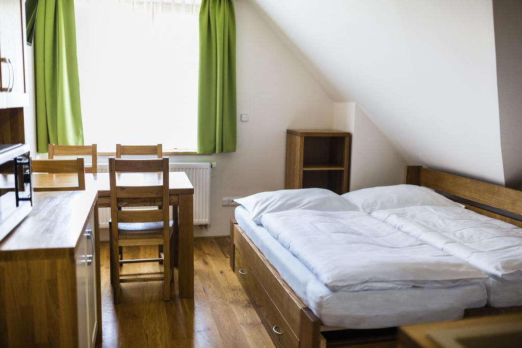Penzion U Barana Trojanovice Exteriör bild