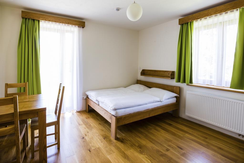 Penzion U Barana Trojanovice Exteriör bild